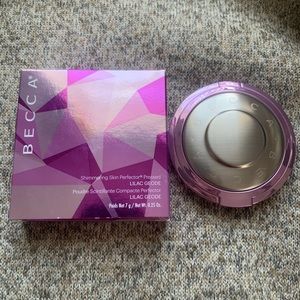 LE Shimmering Skin Perfector Lilac Geode
